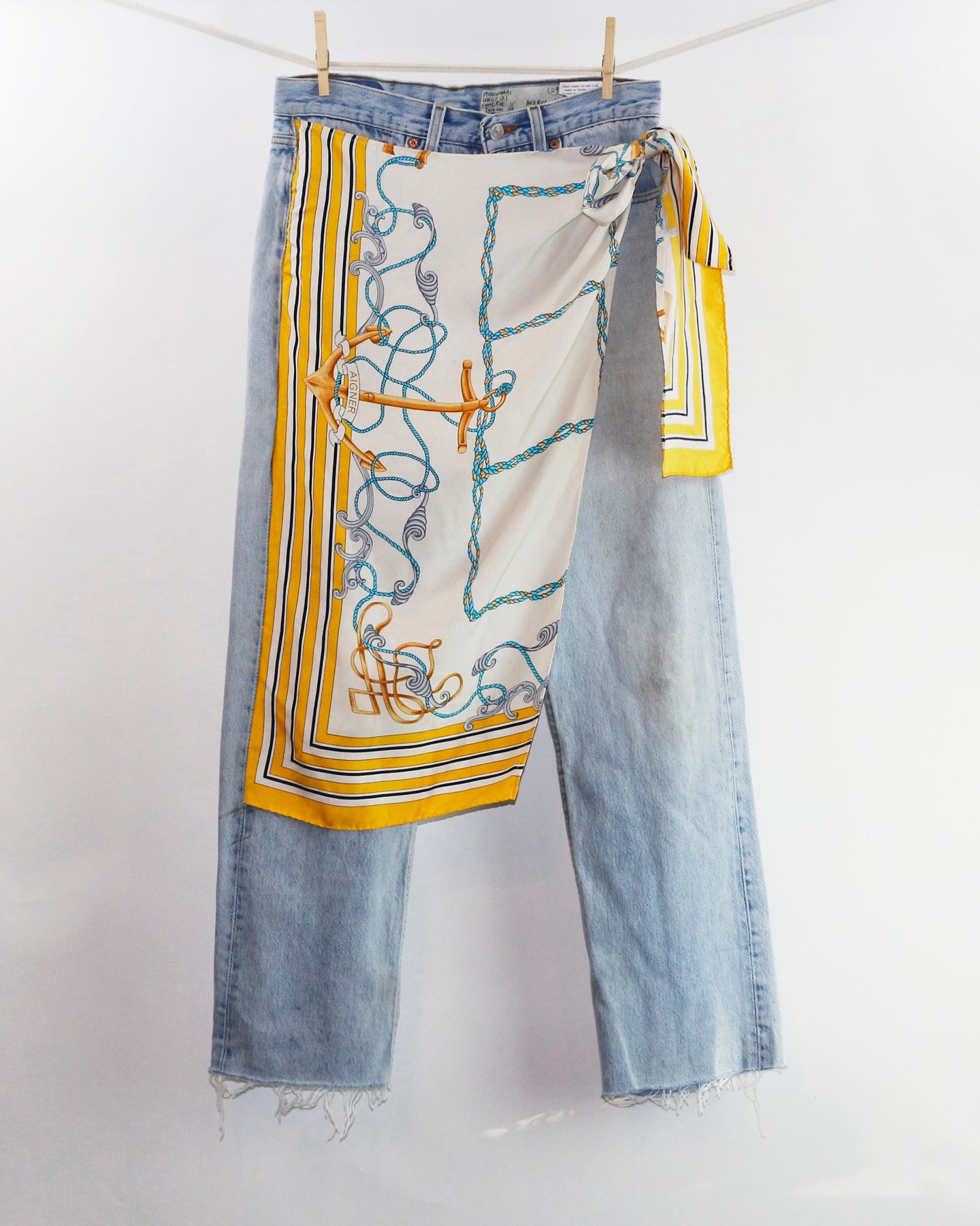 Vintage ETIENNE AIGNER Scarf Wrap Levi's 501 Jeans_Size 29