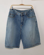 Load image into Gallery viewer, Vintage YES men denim Shorts
