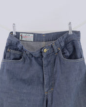 Load image into Gallery viewer, Vintage Lady Lee RIDERS Jeans, Waist 28&quot;
