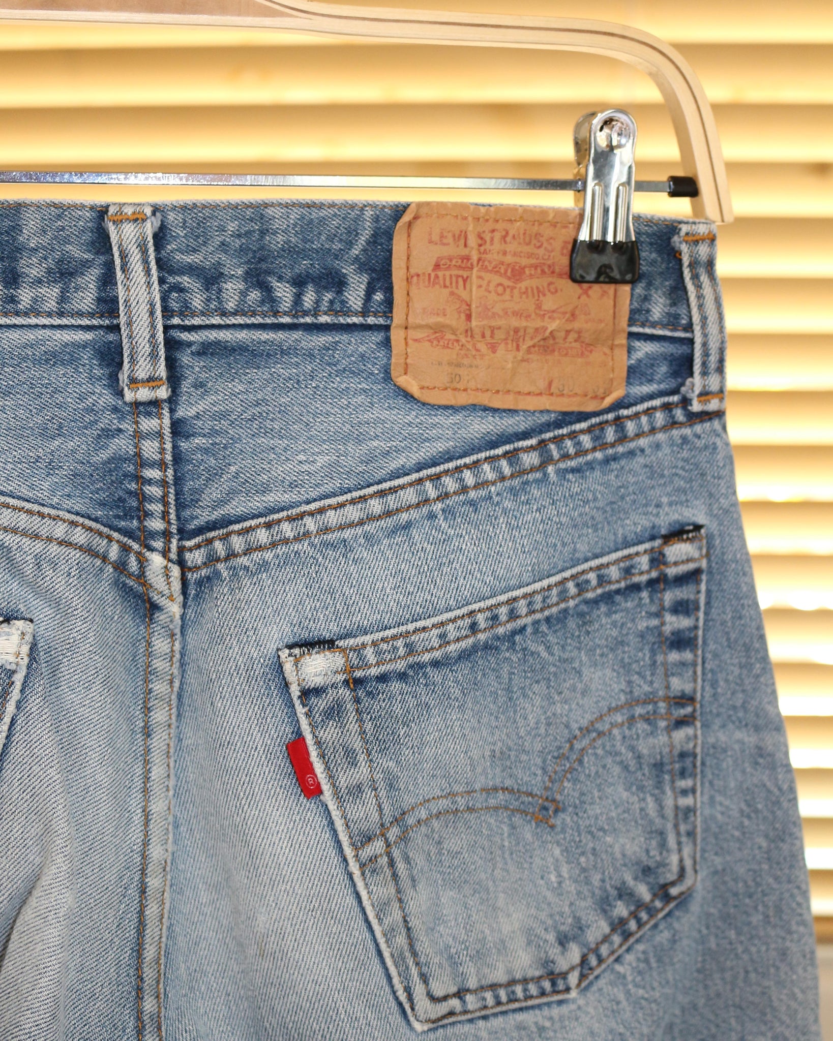 1937 501® Original Fit Selvedge Men's Jeans - Medium Wash