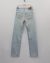 Load image into Gallery viewer, Vintage Levi’s 501, Peek-a-Boo Jeans, fit as women&#39;s size 29
