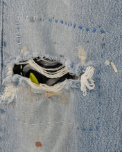 Load image into Gallery viewer, Vintage Levi’s 501, Peek-a-Boo Jeans, fit as women&#39;s  size 28
